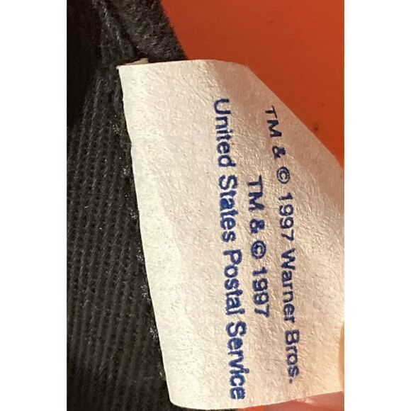 Looney Tunes Stamp Collection vintage 1997 Tweetie bird & Bugs Bunny Hat - Picture 8 of 8